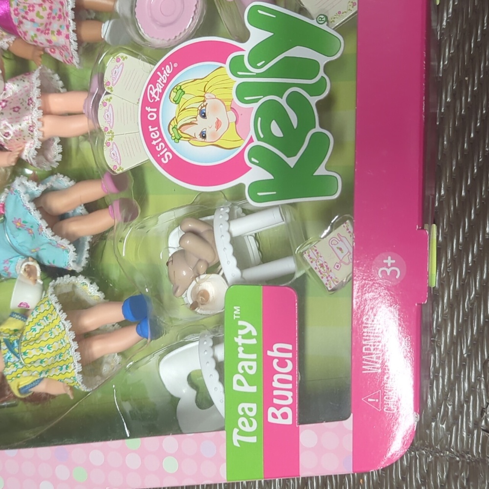Kelly Tea Party Brunch Set - Picture 2 of 4